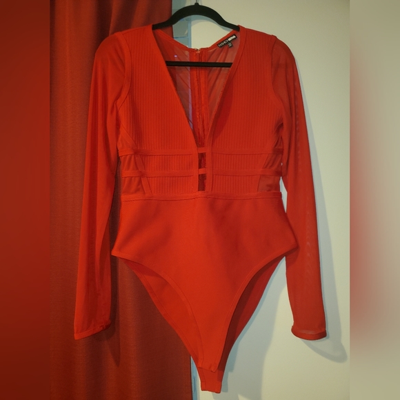 Sexy red Bodysuit - Picture 5 of 9